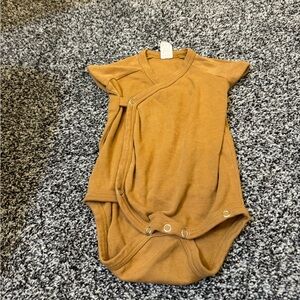 Kate Quinn mustard color kimono onesie bodysuit size 6-12 months